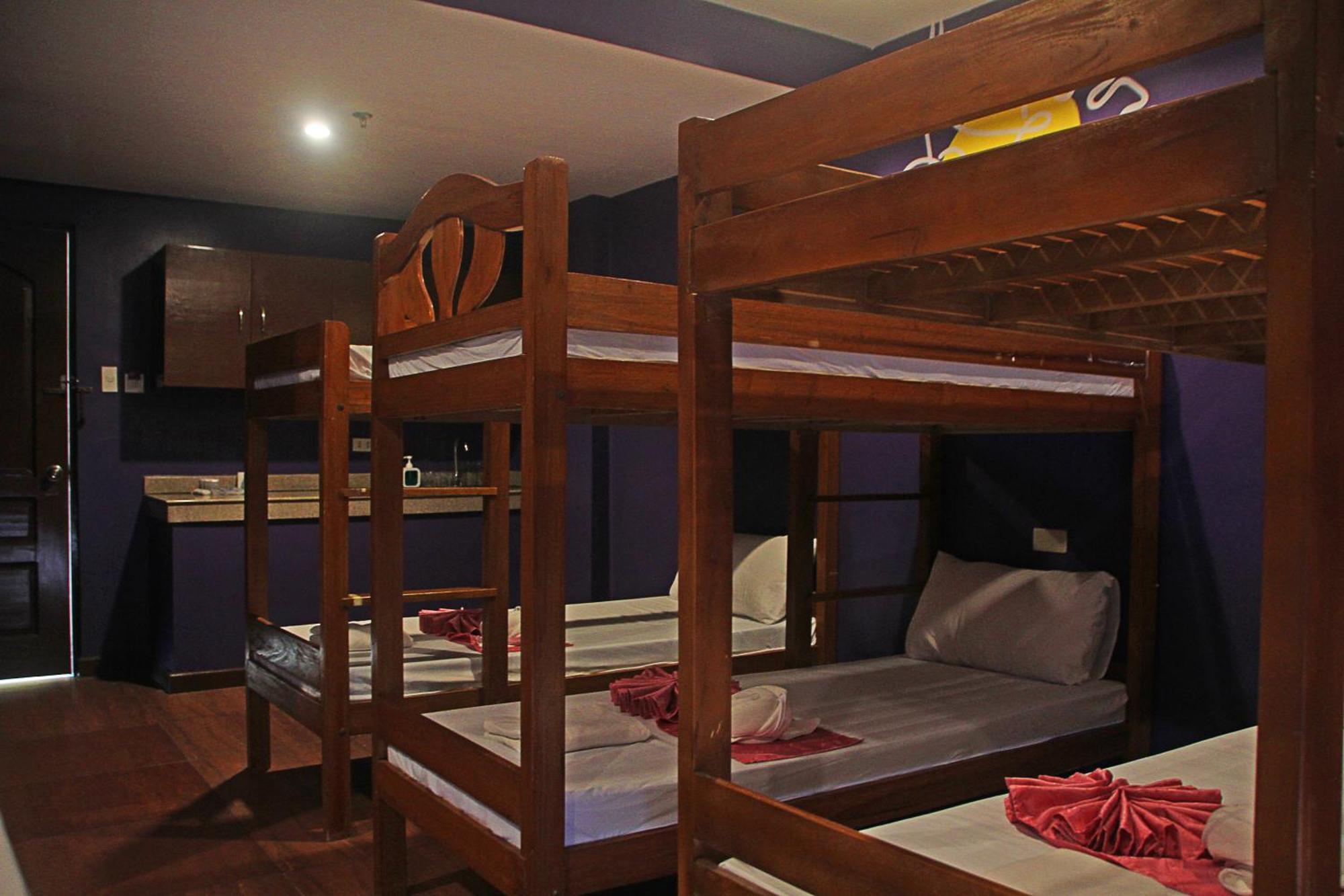 Hotel Palacio Puerto Princesa Bagian luar foto
