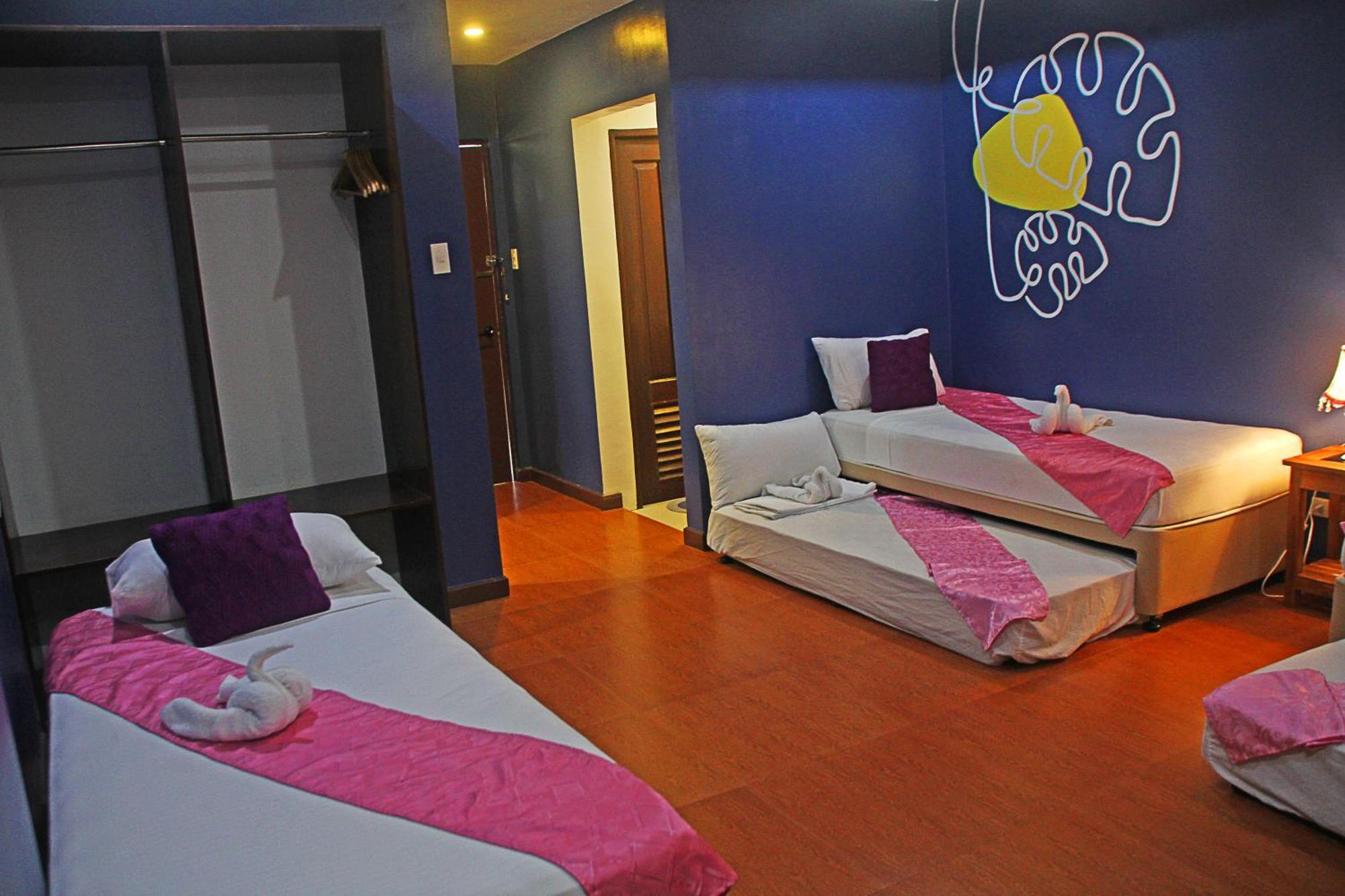 Hotel Palacio Puerto Princesa Bagian luar foto