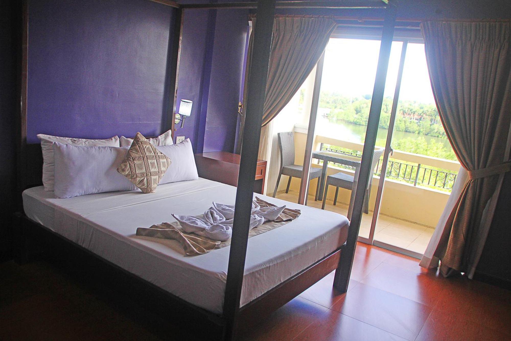 Hotel Palacio Puerto Princesa Bagian luar foto